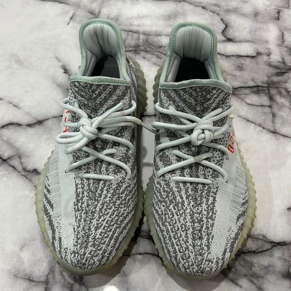 1000% Auth 2017 Yeezy Boost 350 V2 ‘Blue Tint’ Size 8 - Picture 3 of 11